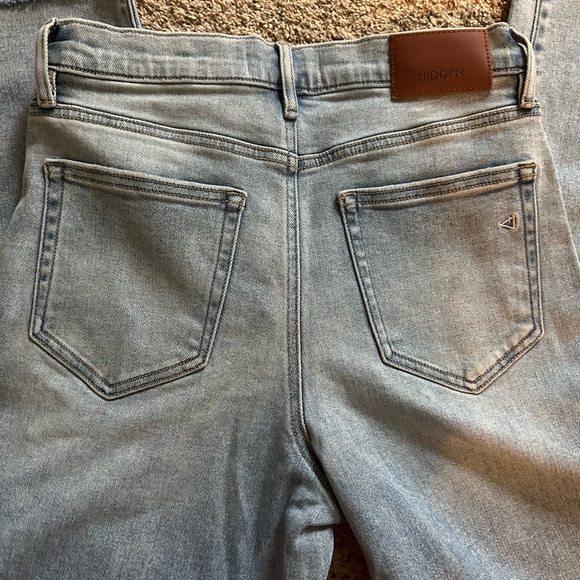 Hidden dad Jean! - Picture 2 of 3